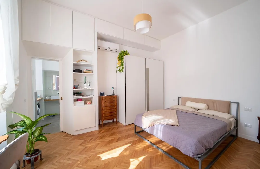 Domus Aurea B&B And Suites-1